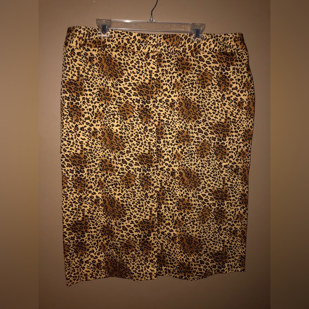 VGUC Ashley Stewart Leopard Print Skirt Size 18 W